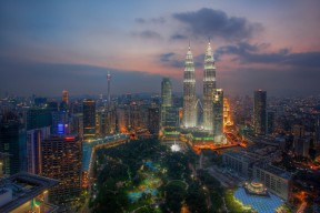 华体会体育-广东弯道哲学，像F1冠军车手那样终结比赛