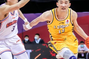 华体会体育-火箭险胜上海队，孙铭徽统治全场