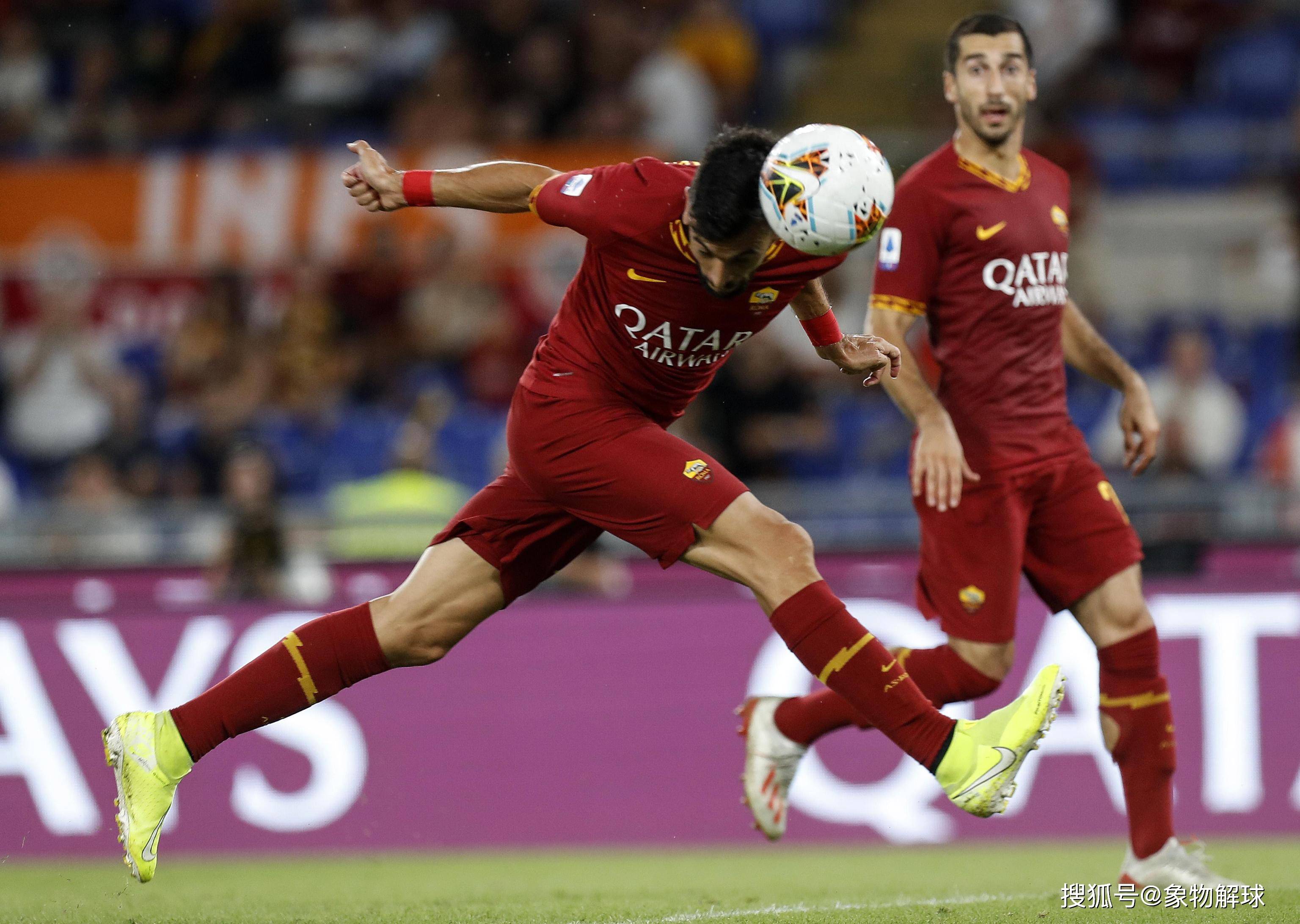 华体会app-AC米兰险胜多特蒙德，莱万梅开二度亚洲杯  第1张