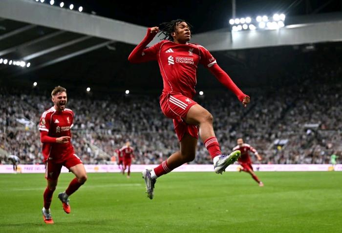 华体会登录-利物浦绝杀皇马，格列兹曼扑点救主世界杯  第2张