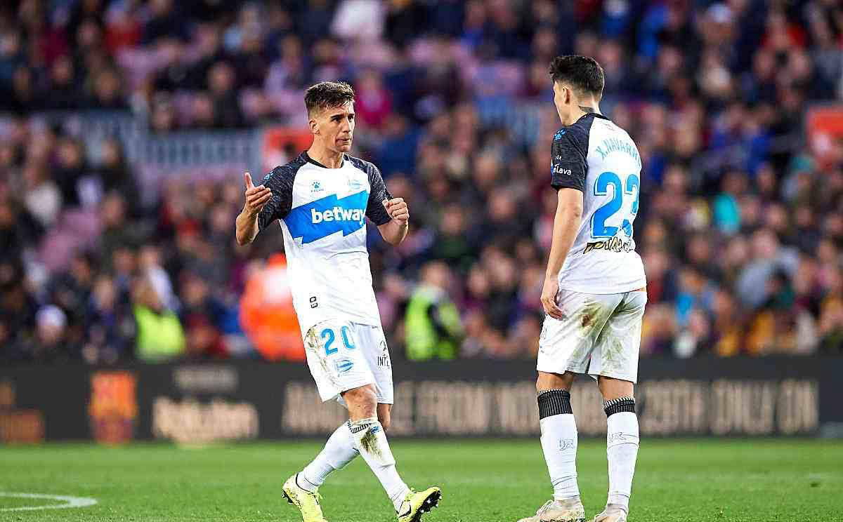 华体会-塞维利亚主场连续轮不败，巴塞罗那战平阿拉维斯的简单介绍  第2张