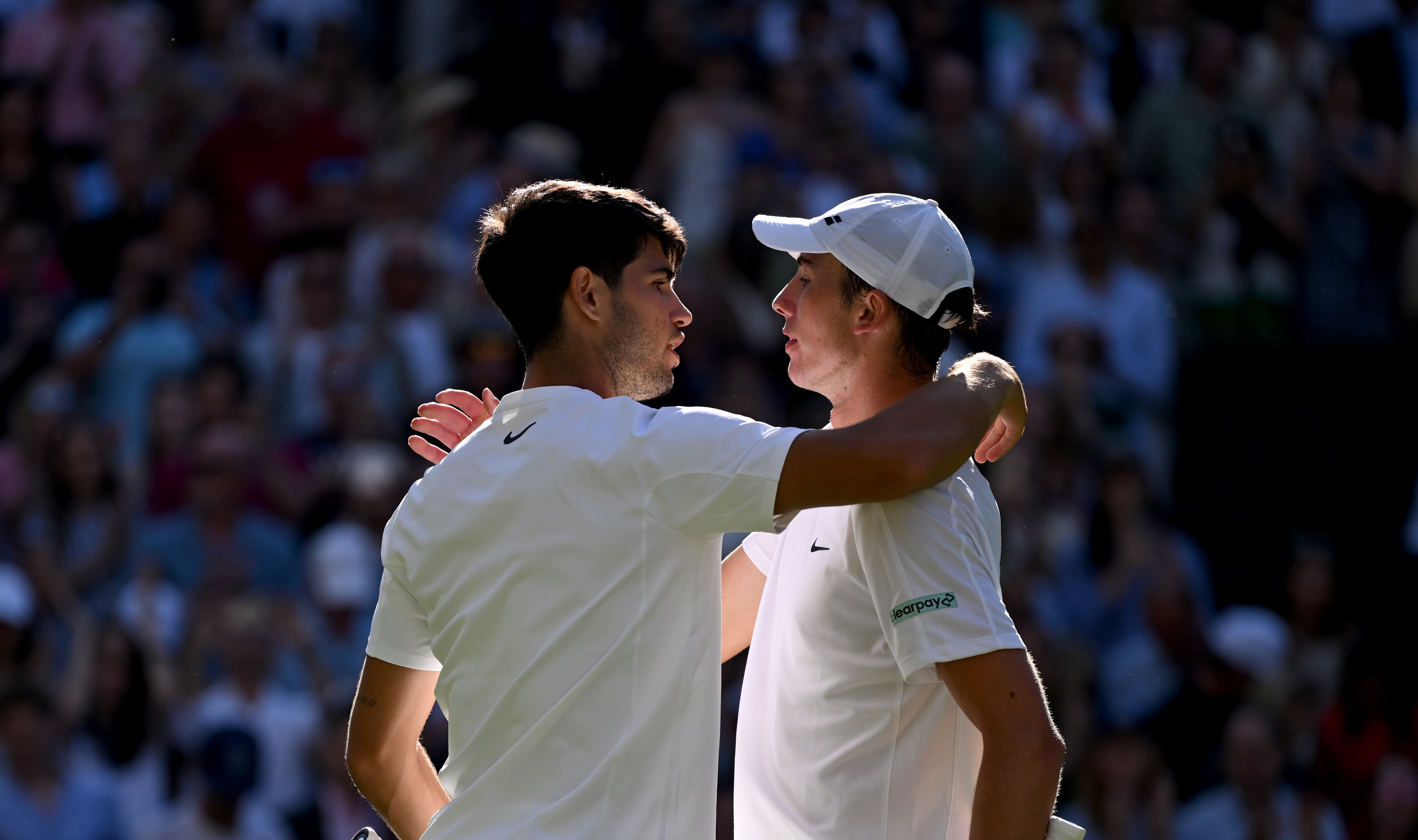 华体会体育-温网险胜联合杯，阿尔卡拉斯带队取胜的简单介绍  第2张